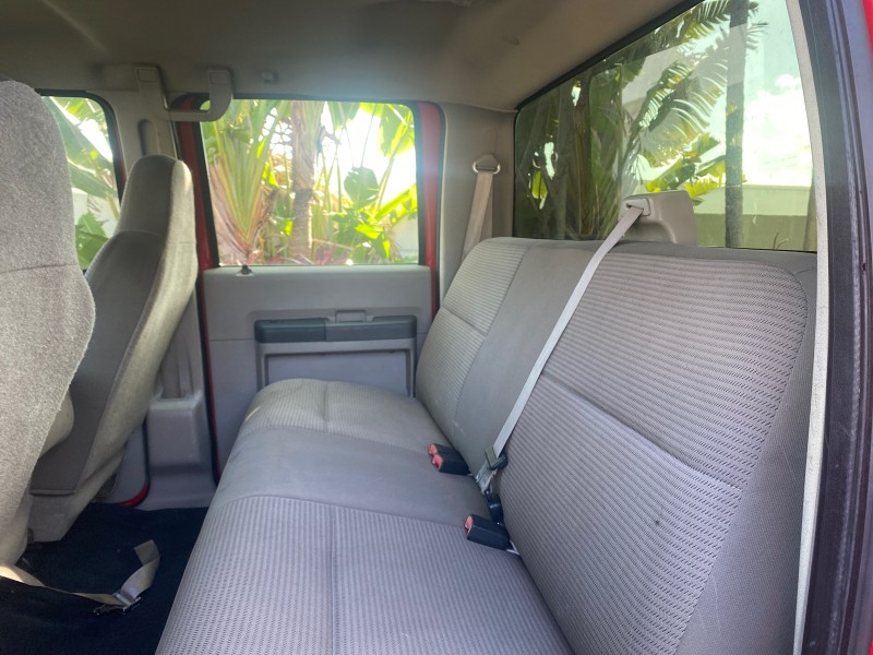 2008 Ford Super Duty F-350 DRW XL LOW MILES 43,076 4WD in ,