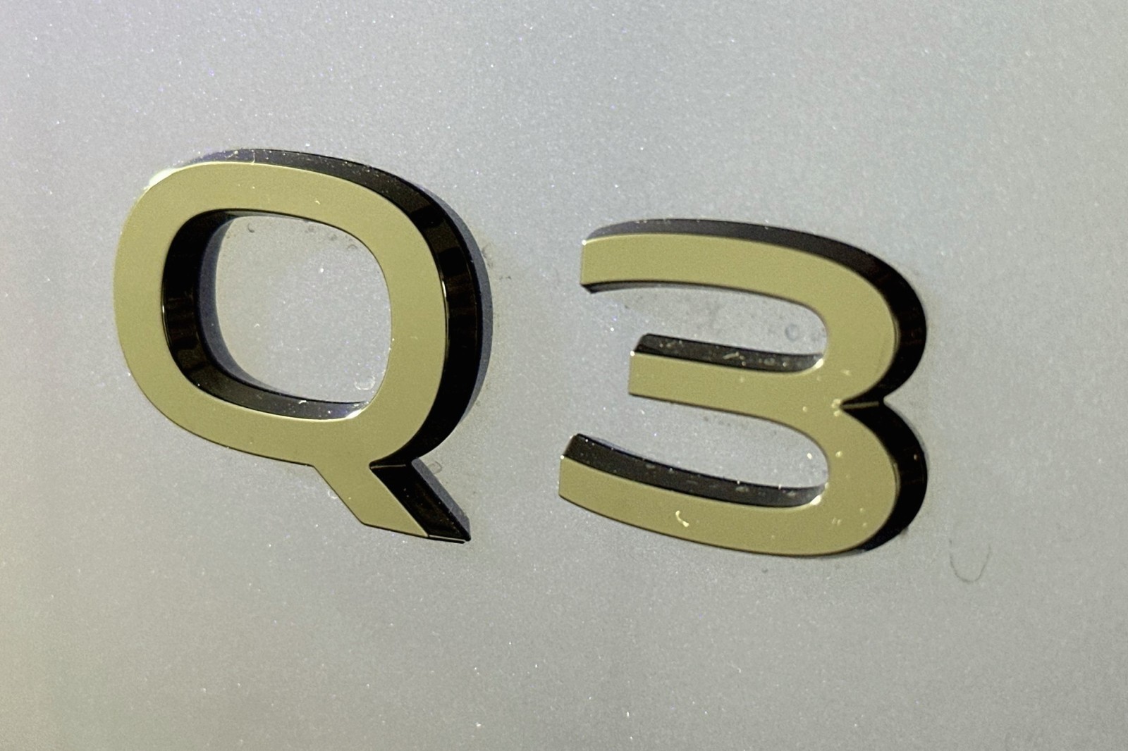 New 2026 Navarra Blue Metallic Audi S line image 10