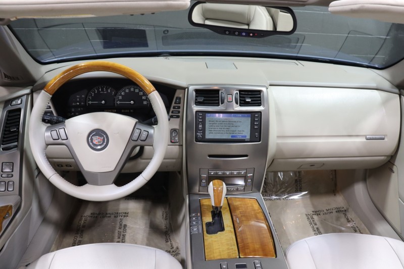 2005 Cadillac XLR 2dr Convertible in , 