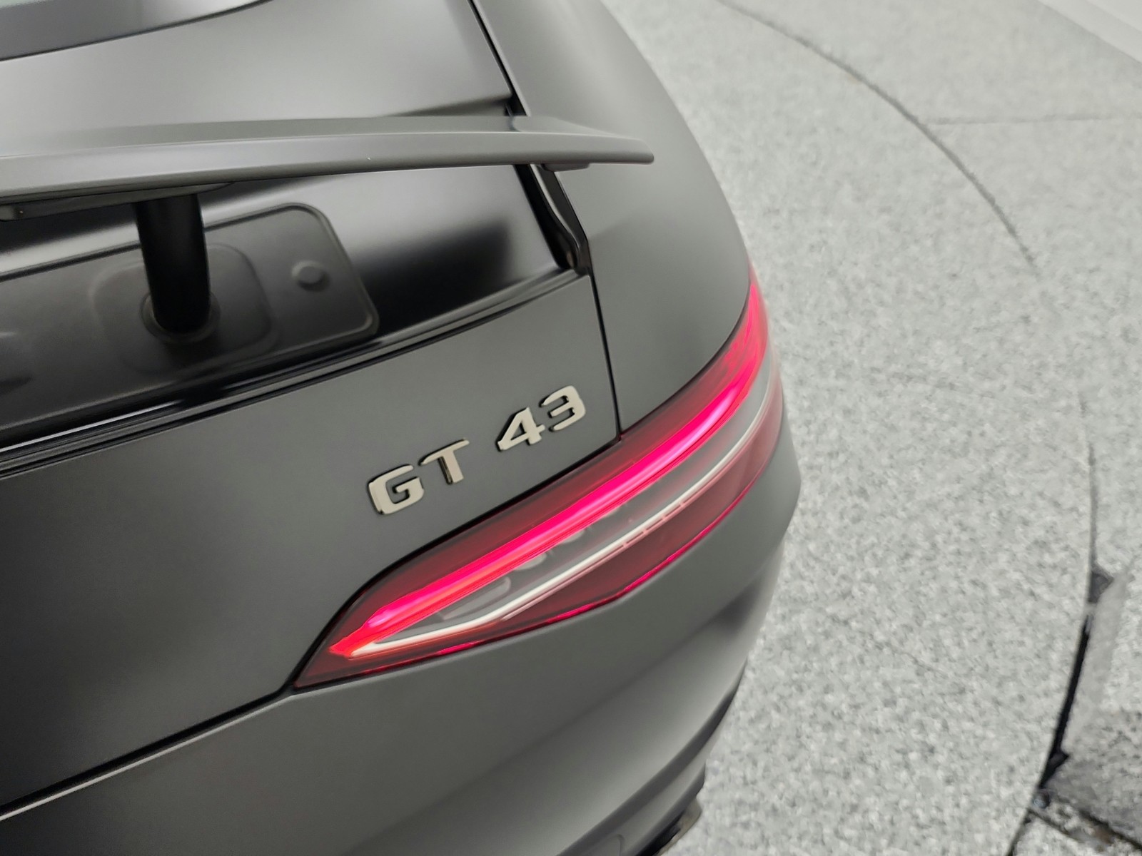 New 2026 MANUFAKTUR Graphite Grey Magno Mercedes-Benz AMG® GT 43 image 17