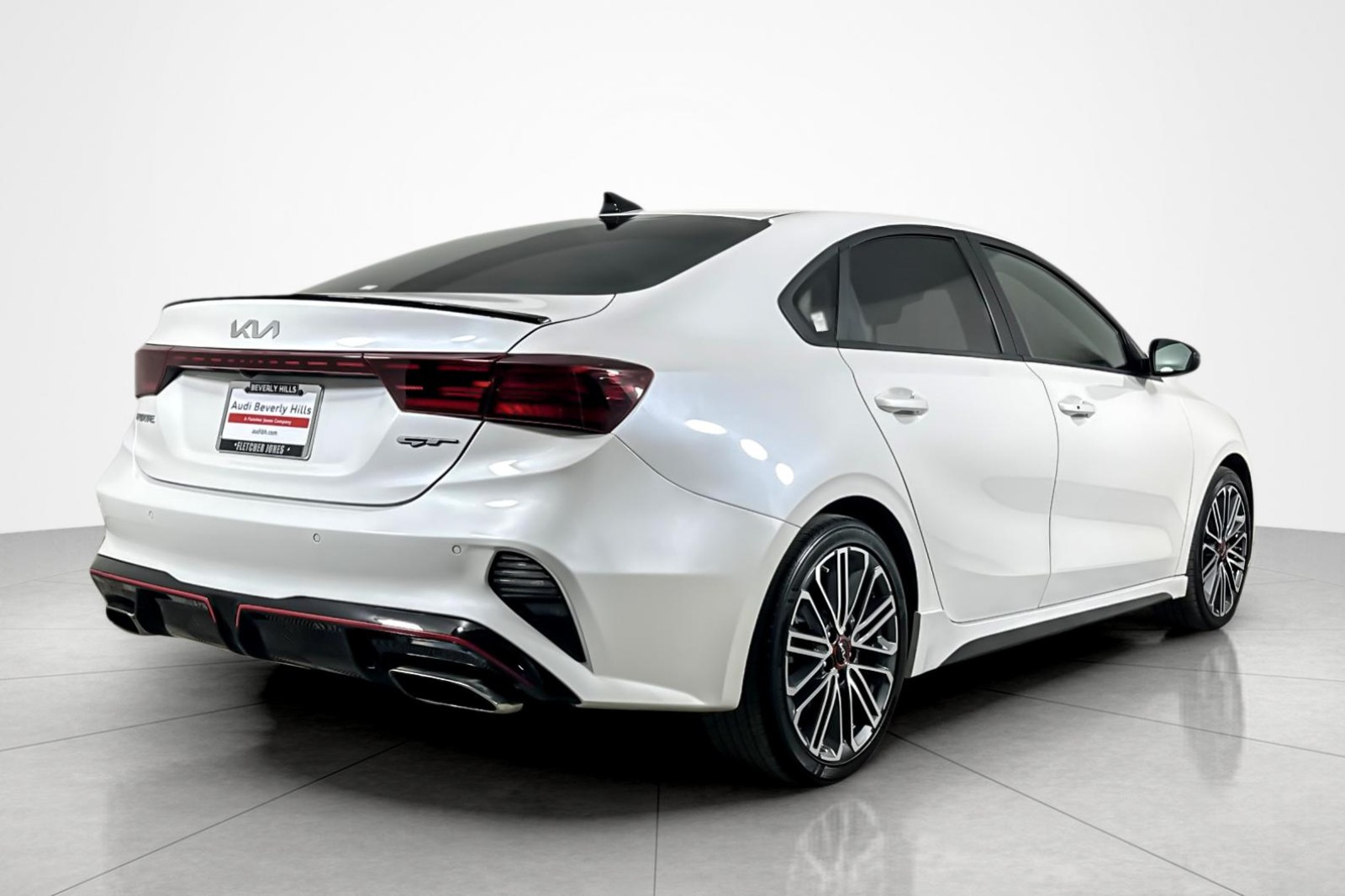 Used 2023 WHITE Kia GT DCT image 5