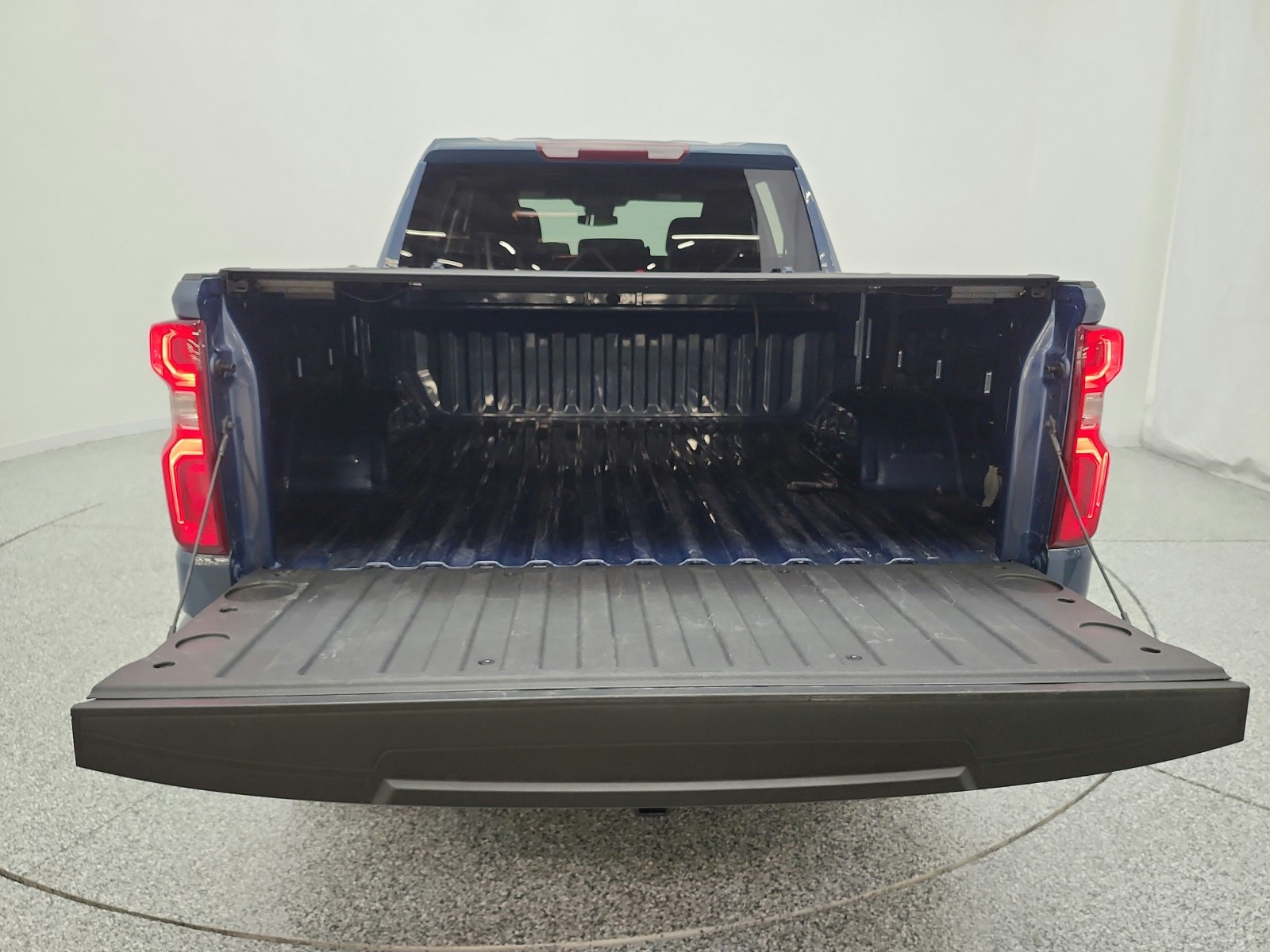 Used 2024 Lakeshore Blue Metallic Chevrolet 2WD Crew Cab 147 RST image 20