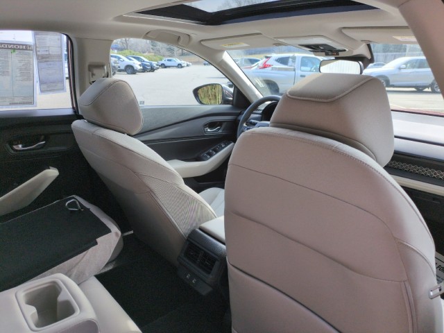 HondaAccord Sedan39