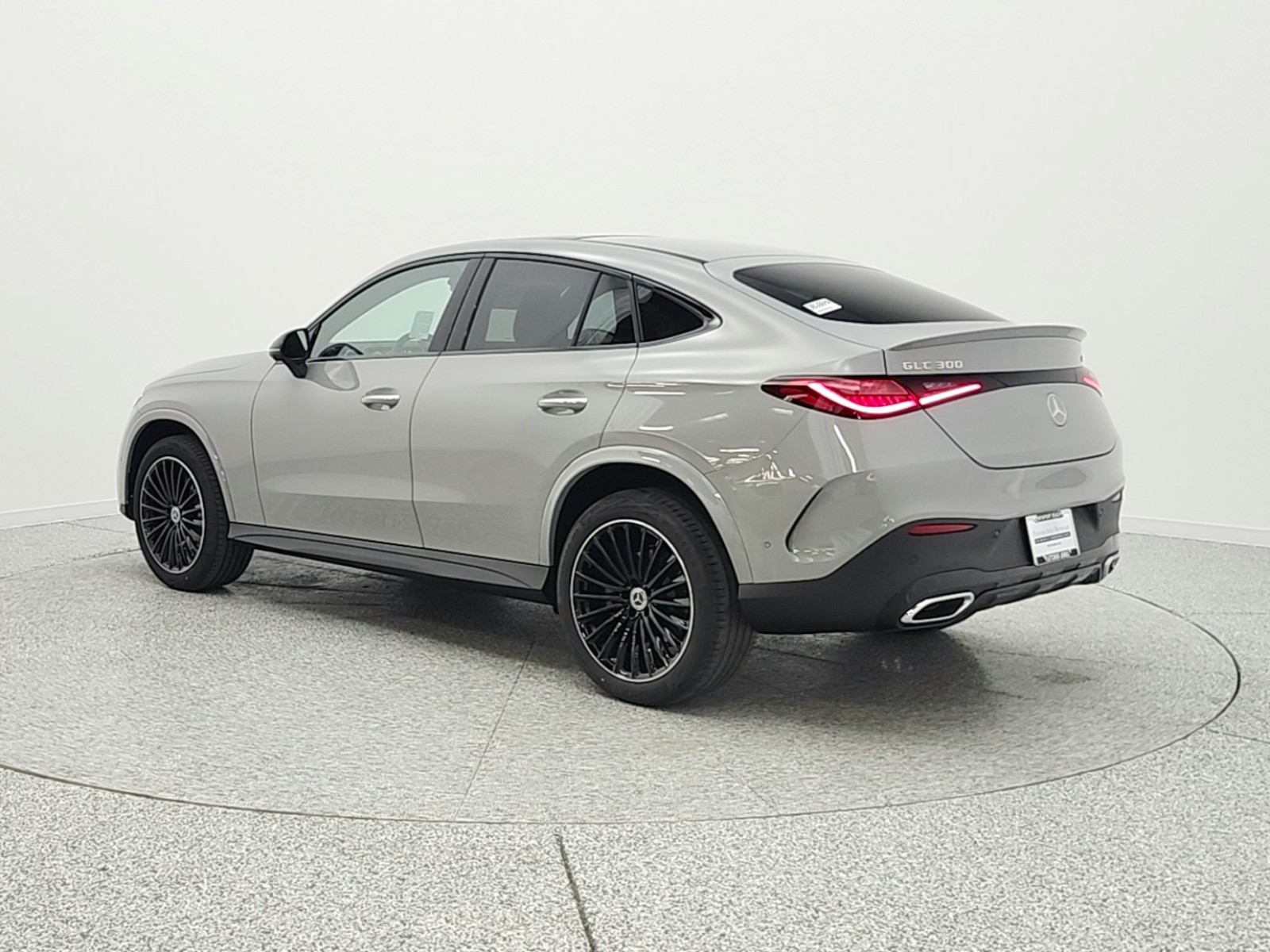 New 2026 MANUFAKTUR Alpine Grey Mercedes-Benz GLC 300 image 7