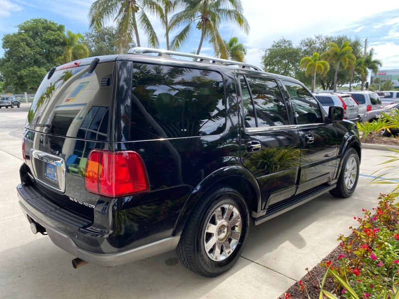 2004 Lincoln Navigator LOW MILES 67,511 SUNROOF in ,
