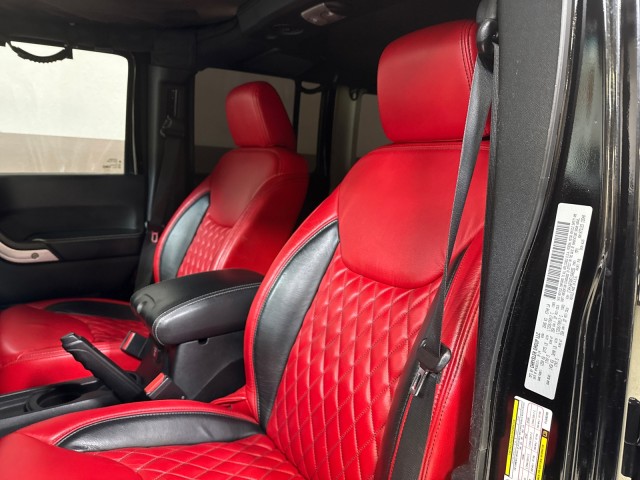 2015 Jeep Wrangler Unlimited Rubicon Hard Rock 4WD V6 Custom in ,