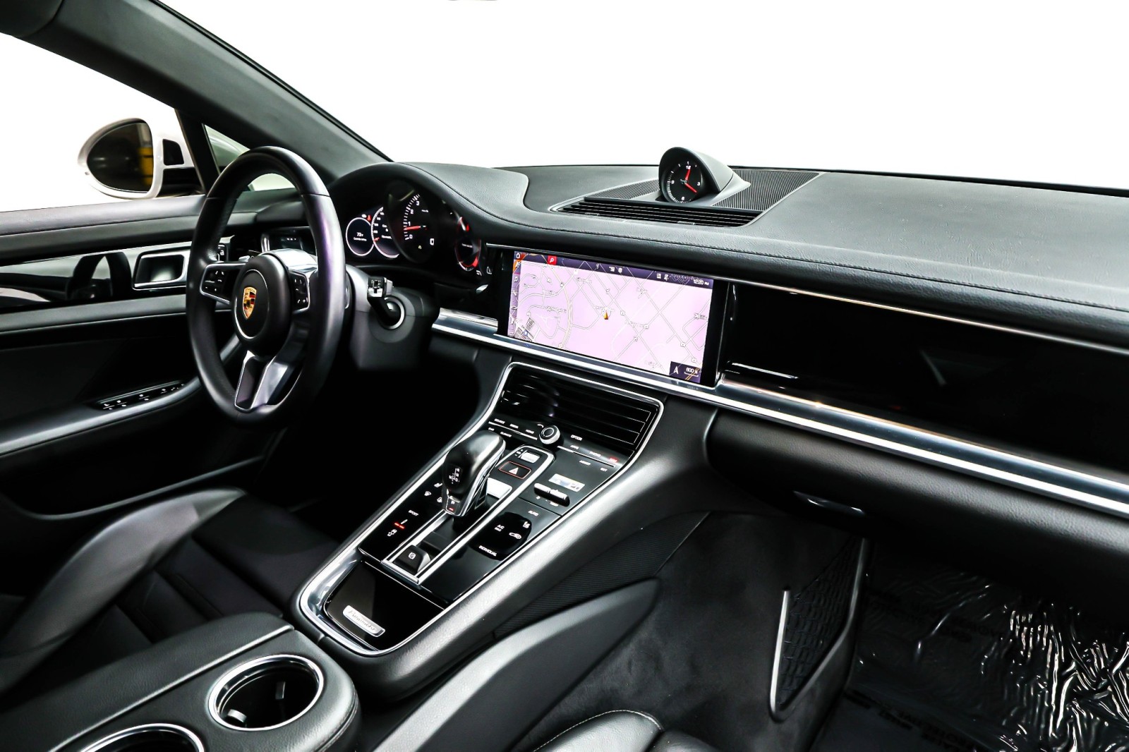 Used 2019 Chalk Porsche  image 15