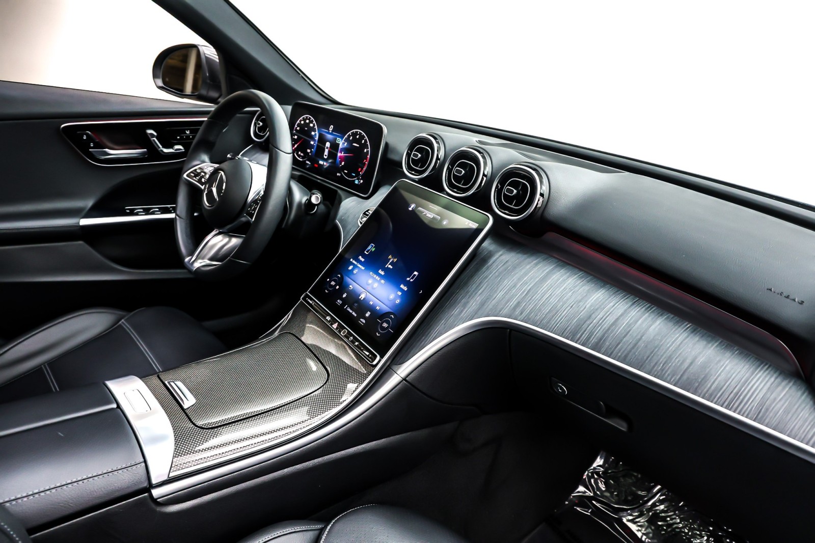 Used 2023 Graphite Grey Metallic Mercedes-Benz C 300 Sedan image 16