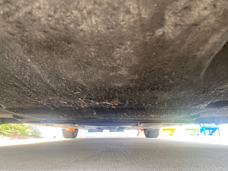 2013 Hyundai Genesis 3.8L LOW MILES 33,576 in , 