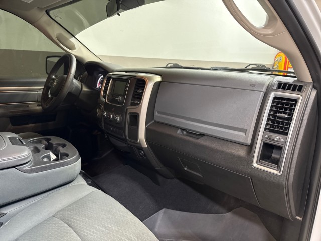 2020 Ram 1500 Classic SLT 4WD 5.7L-V8 in ,