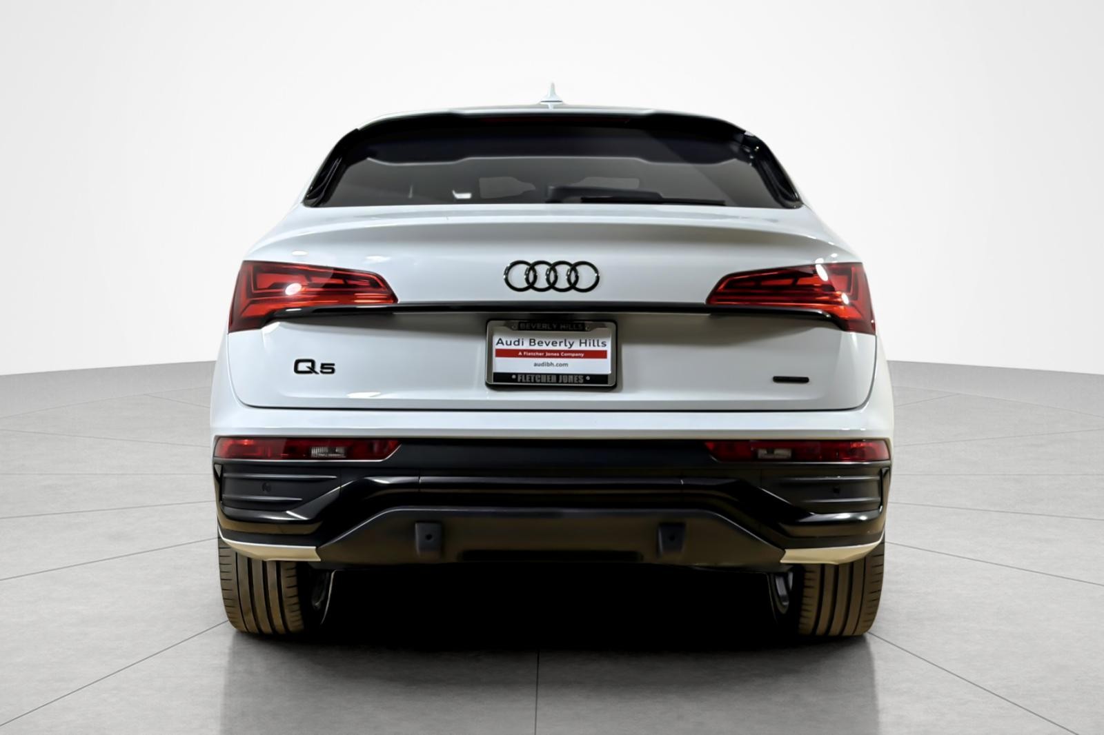 Used 2023 Glacier White Metallic Audi S line Prestige 45 TFSI quattro image 4