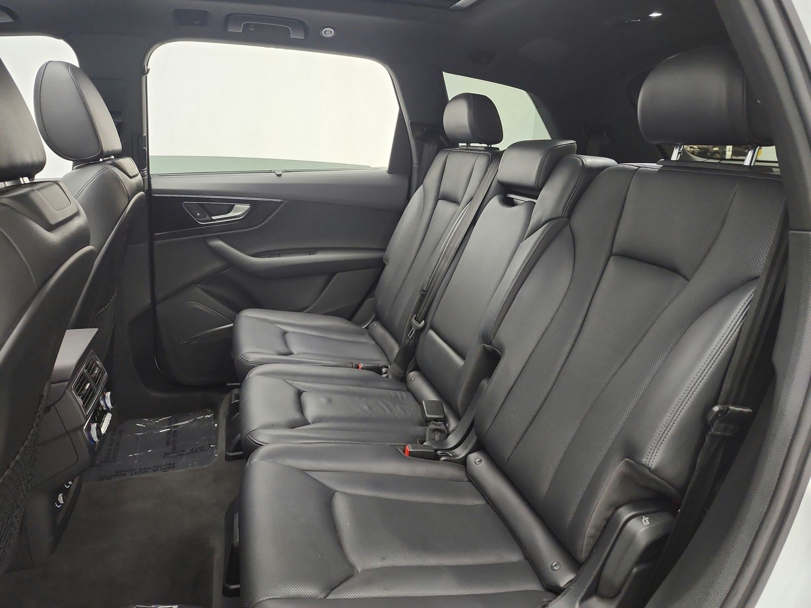 Used 2018 Carrara White Audi 3.0 TFSI Premium Plus image 16