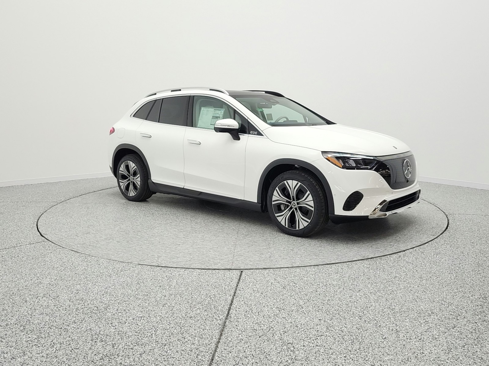 New 2026 Polar White Mercedes-Benz EQE 320+ image 3