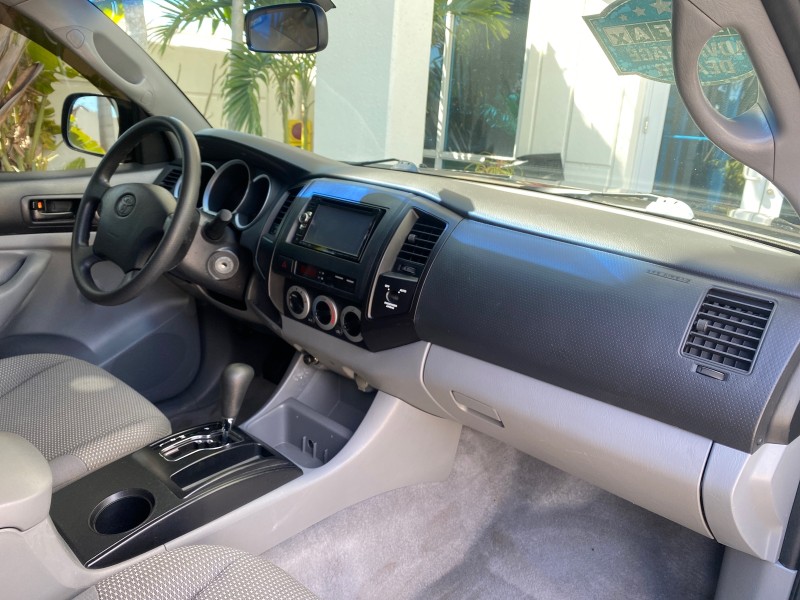 2007 Toyota Tacoma 4 DR CAMPER TOP LOW MILES 52,954 in , 