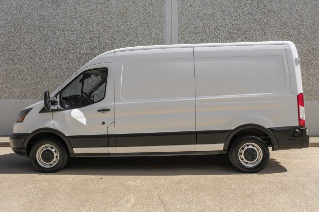 2019 Ford Transit Van  10