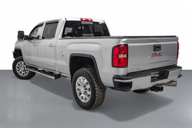 2019 GMC Sierra 2500HD Denali 8