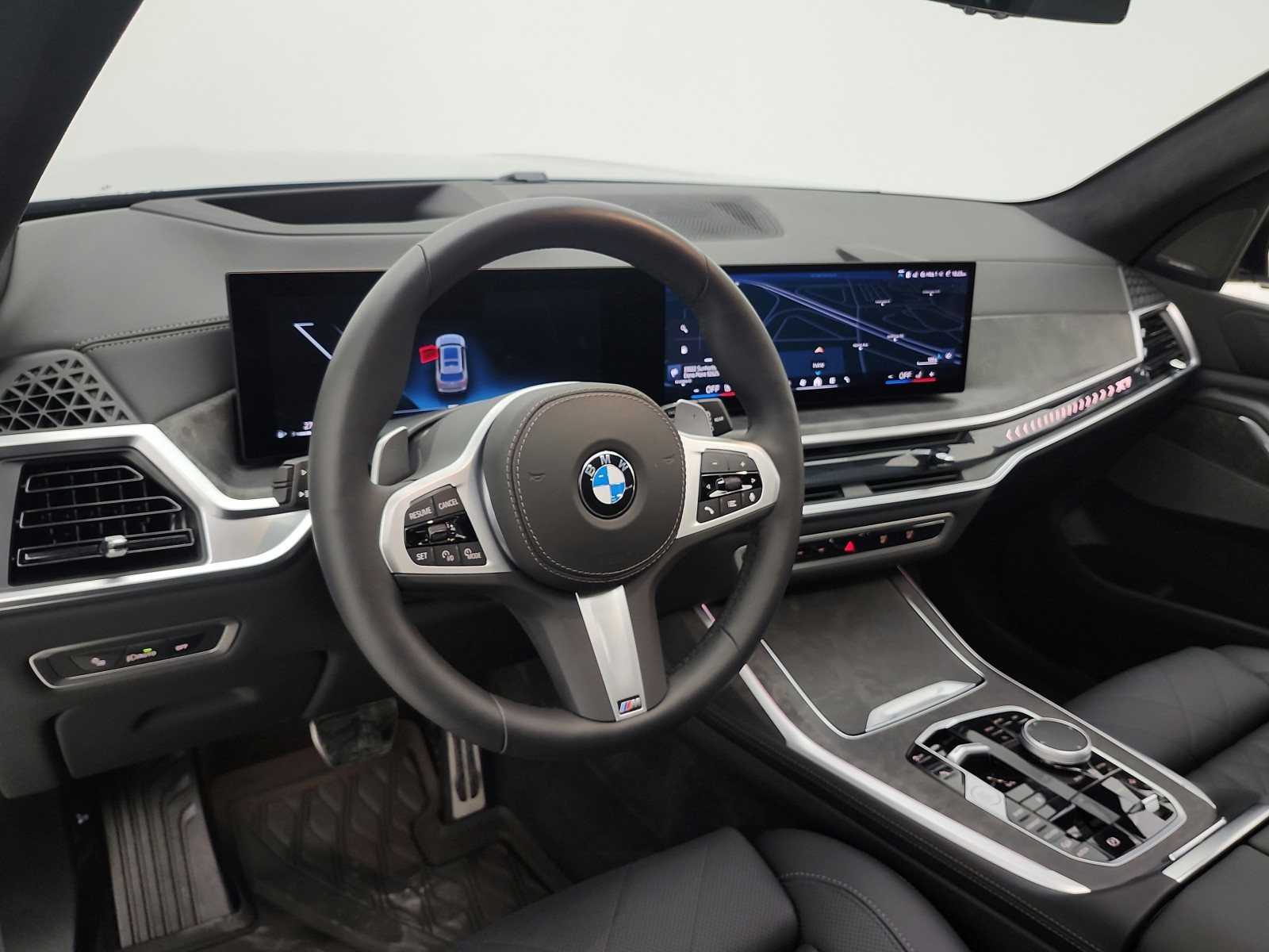 Used 2026 Brooklyn Grey Metallic BMW xDrive40i Sports Activity Vehicle image 9