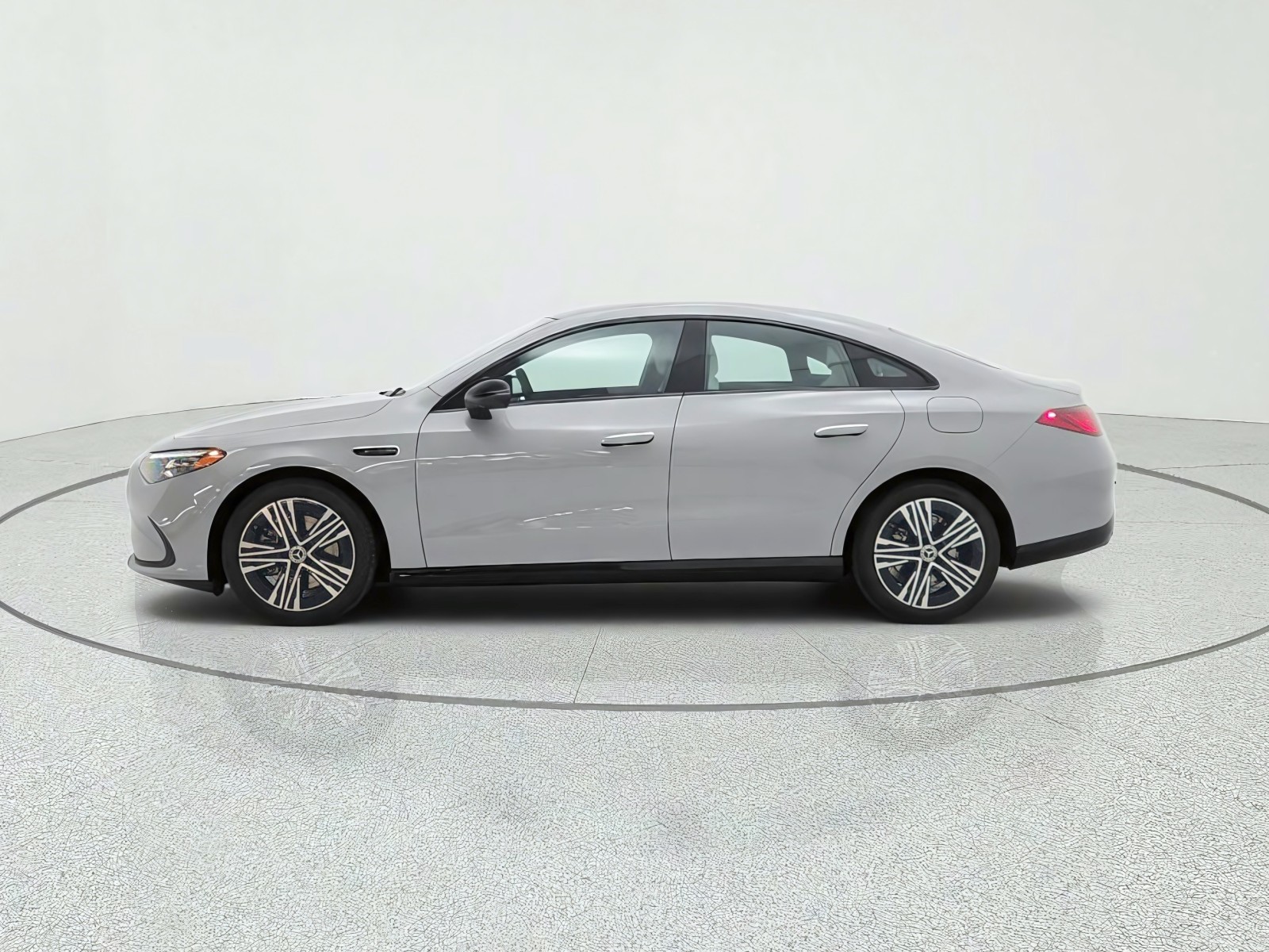 New 2027 MANUFAKTUR Alpine Grey Mercedes-Benz CLA 220 Hybrid FWD image 8