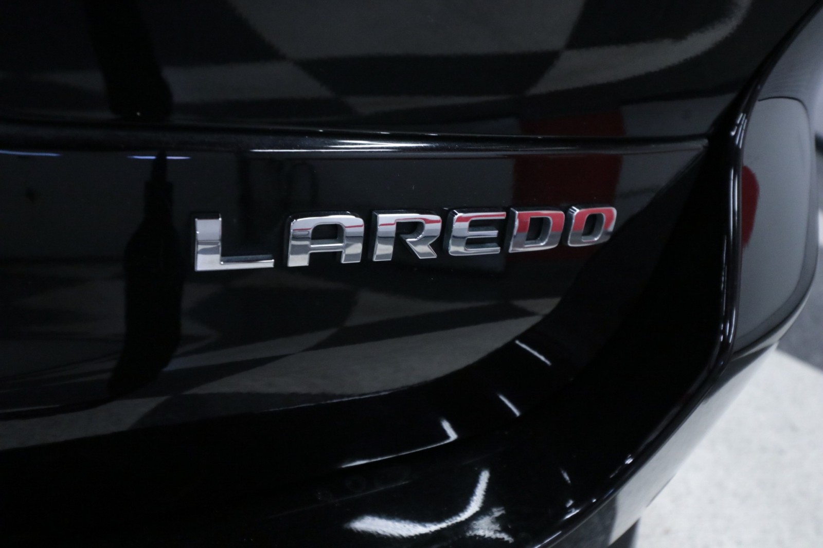 Used Car 2023 Jeep Grand Cherokee L  Laredo For Sale Under $30,000 In Austin, Texas