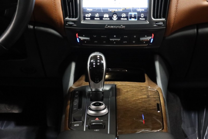 2018 Maserati Levante 4dr Suv in , 
