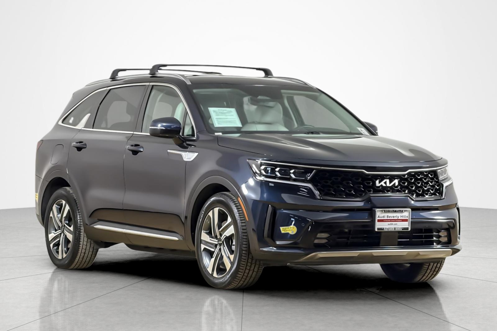 Used 2022 Gravity Blue Kia SX AWD image 7