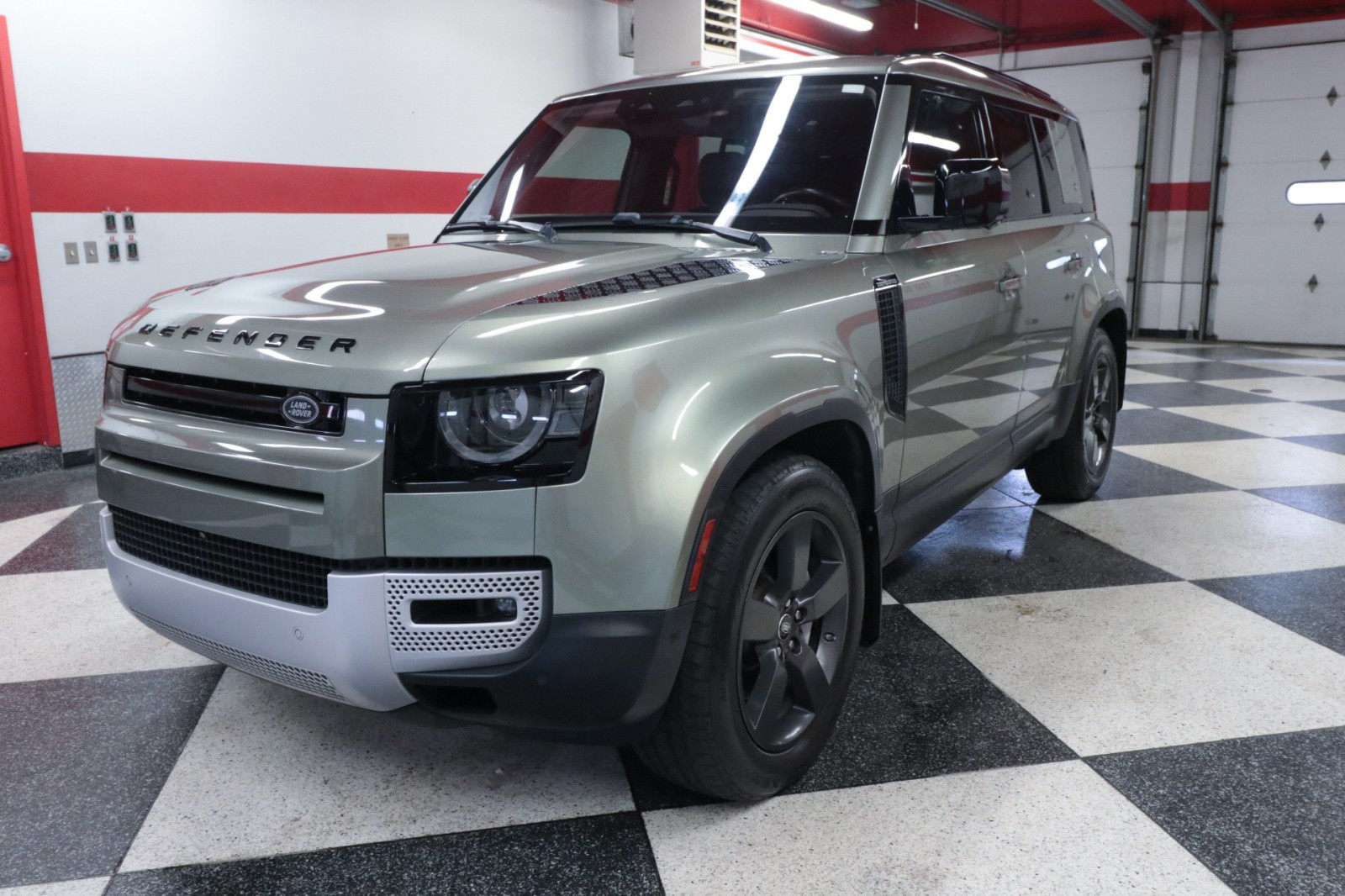 Used Car 2020 Land Rover Defender  Se For Sale Under $40,000 In Austin, Texas