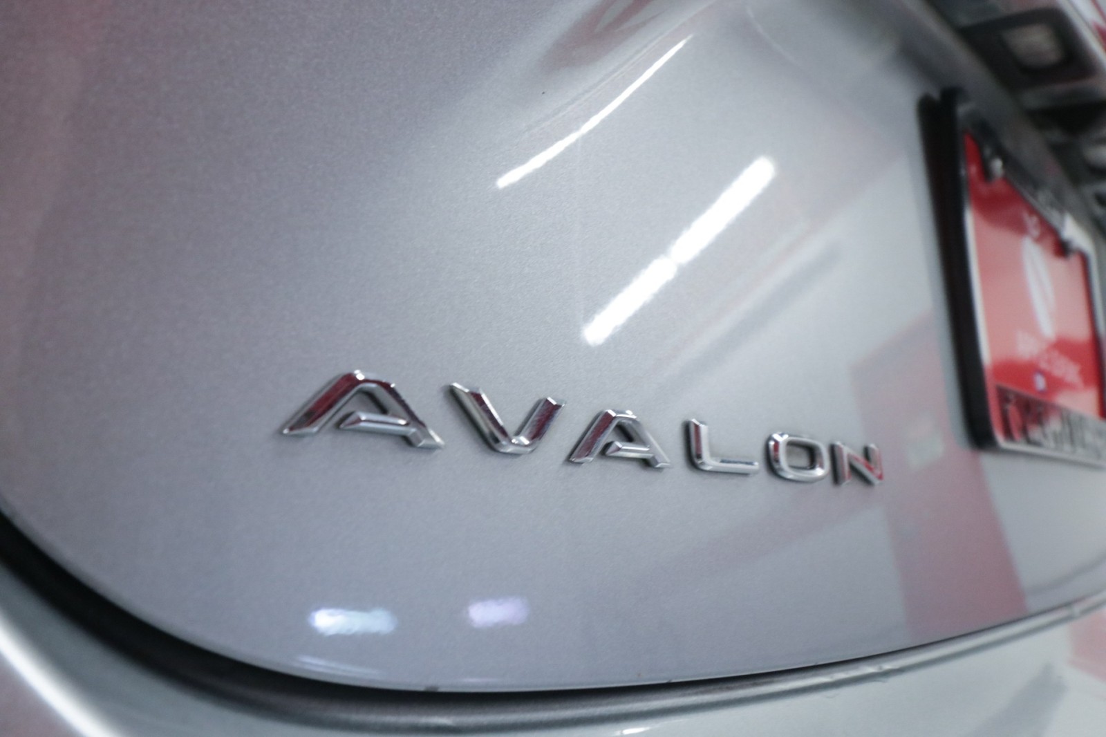 Used Car 2018 Toyota Avalon  Xle Premium For Sale Under $25,000 In Austin, Texas