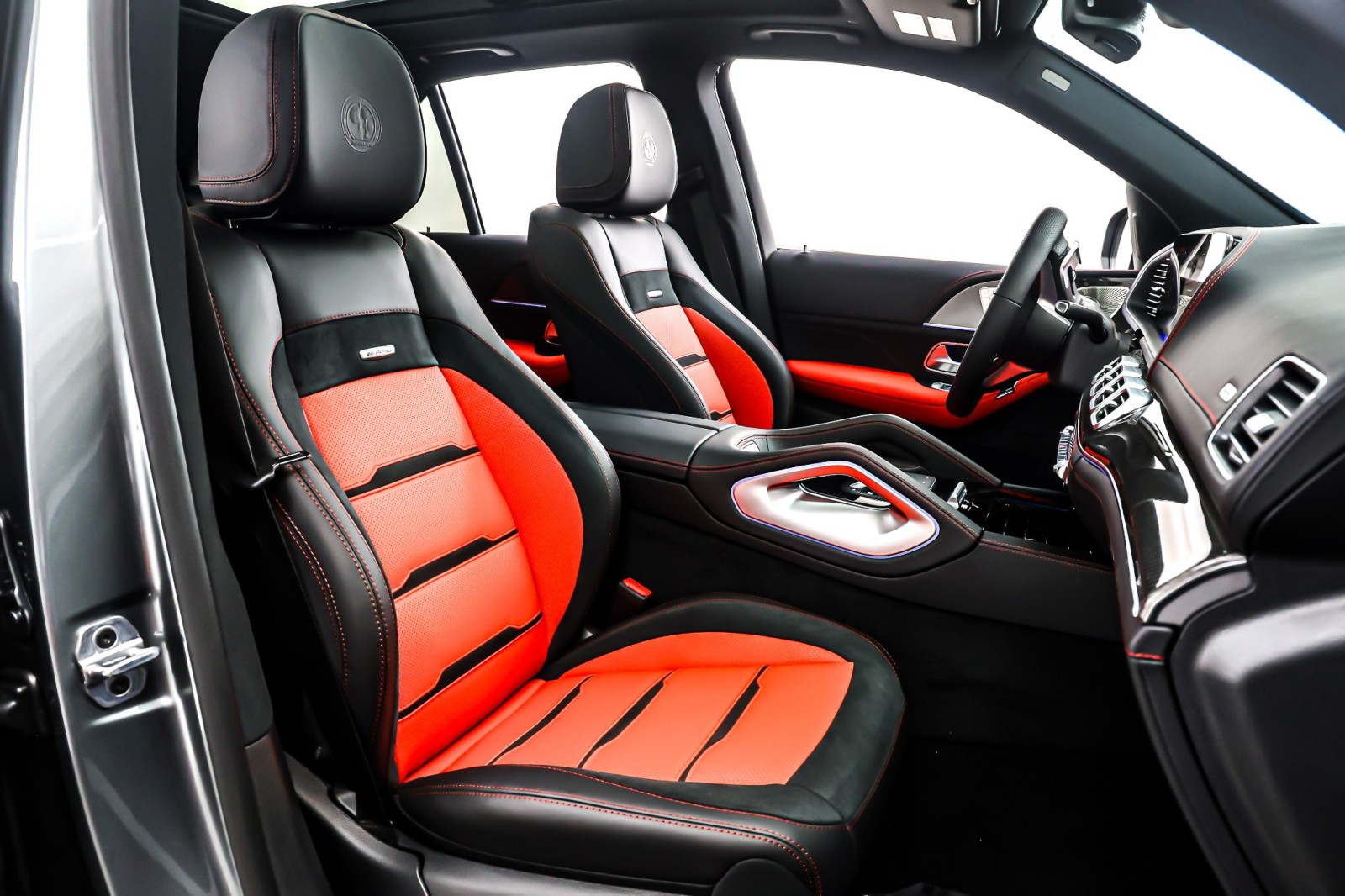 New 2026 Selenite Grey Metallic Mercedes-Benz AMG® GLE 53 image 7