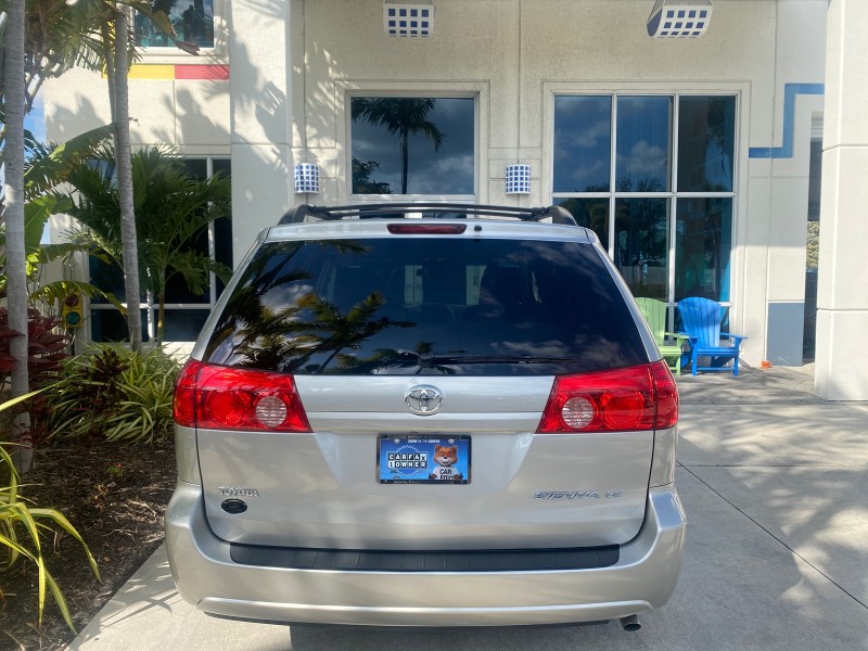 2010 Toyota Sienna LE LOW MILES 41,871 1 OWNER 7 PASSENGER in , 