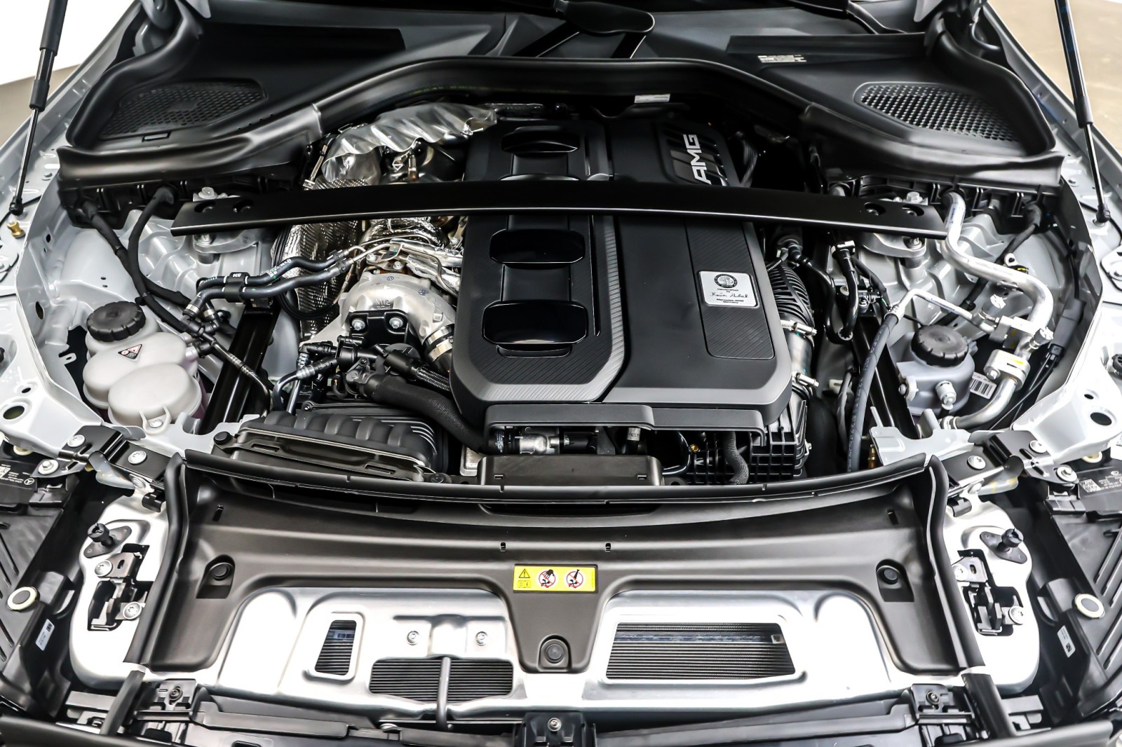 New 2026 MANUFAKTUR Alpine Grey Mercedes-Benz AMG® GLC 43 image 11