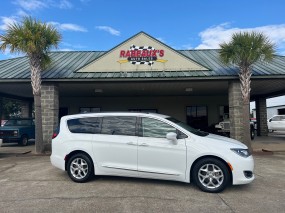 2017 Chrysler Pacifica Touring-L in Lafayette, Louisiana