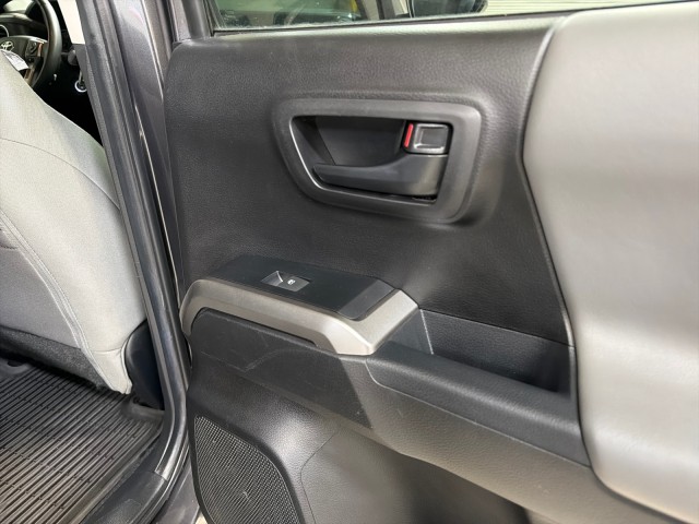 2022 Toyota Tacoma 4WD SR5 4WD V6 in , 