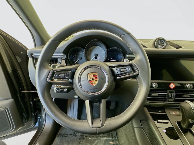 2023 Porsche Macan S 11