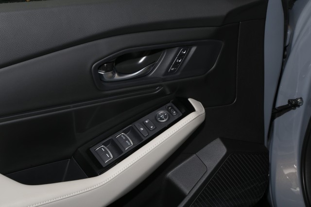 HondaAccord Hybrid15