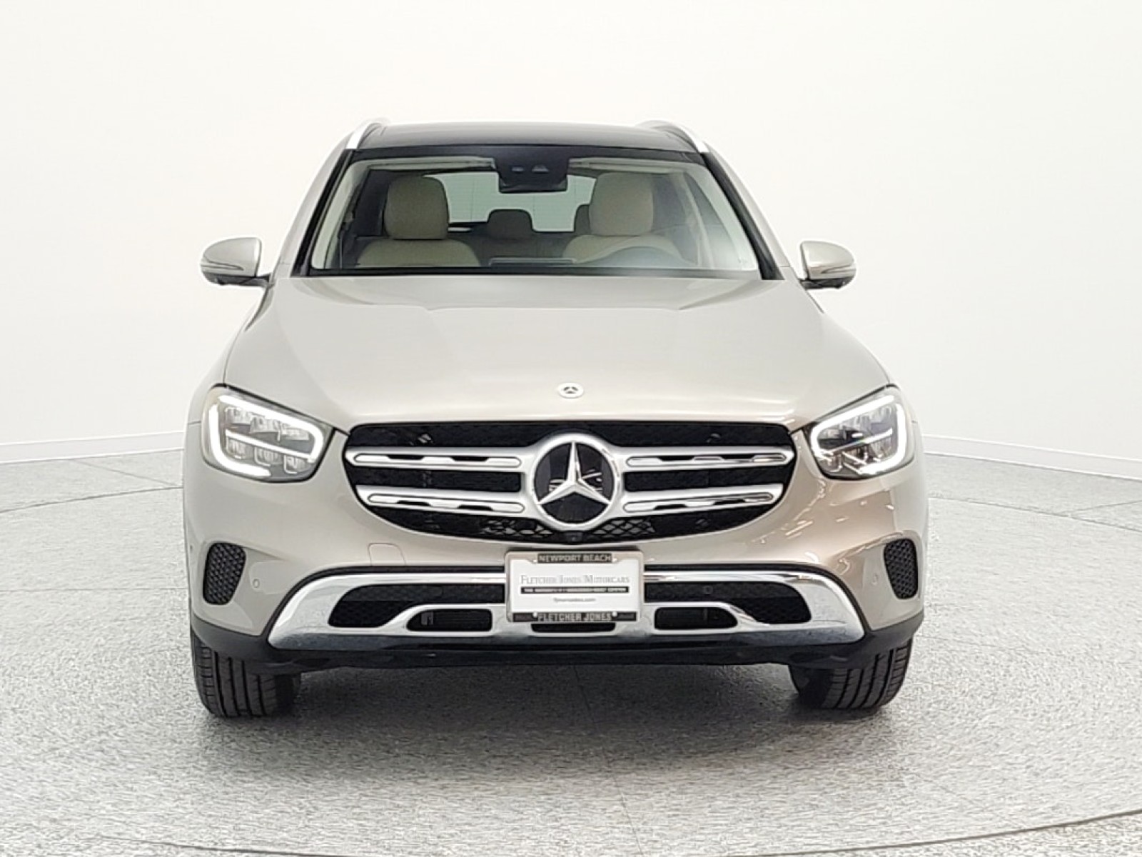 Used 2022 Mojave Silver Metallic Mercedes-Benz GLC 300 SUV image 2