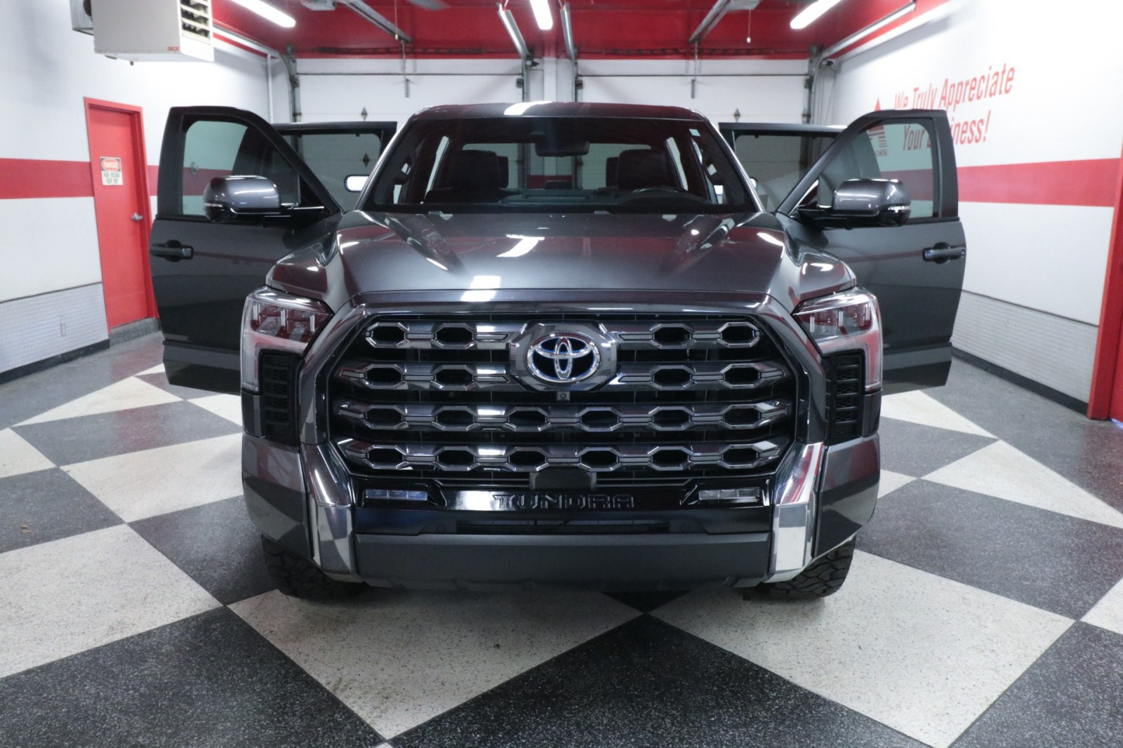 Used Car 2024 Toyota Tundra 4wd  Platinum For Sale Under $60,000 In Austin, Texas