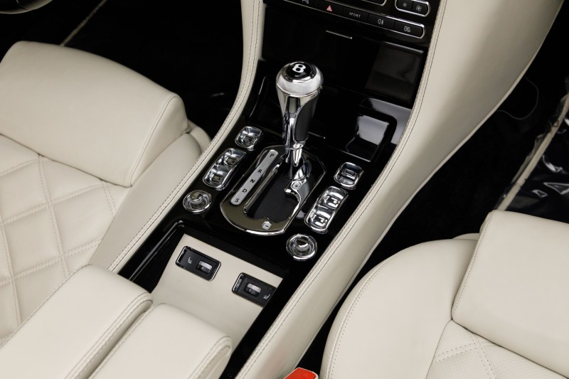 2010 Bentley Azure T 1 of 80 T in , 