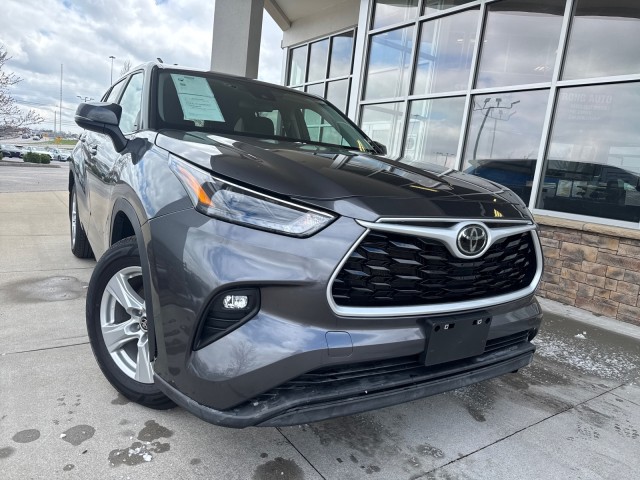2024 Toyota Highlander LE AWD