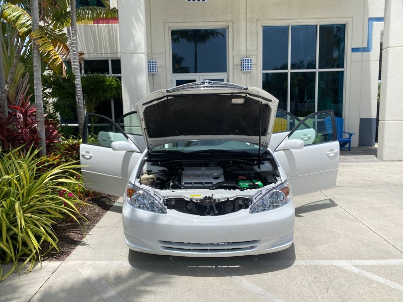 2003 Toyota Camry LE LOW MILES 61,005 in , 