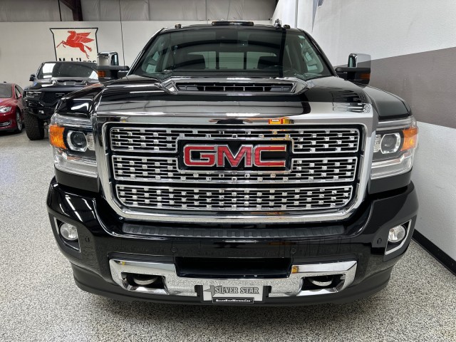 2018 GMC Sierra 2500HD Denali 4WD Duramax in , 