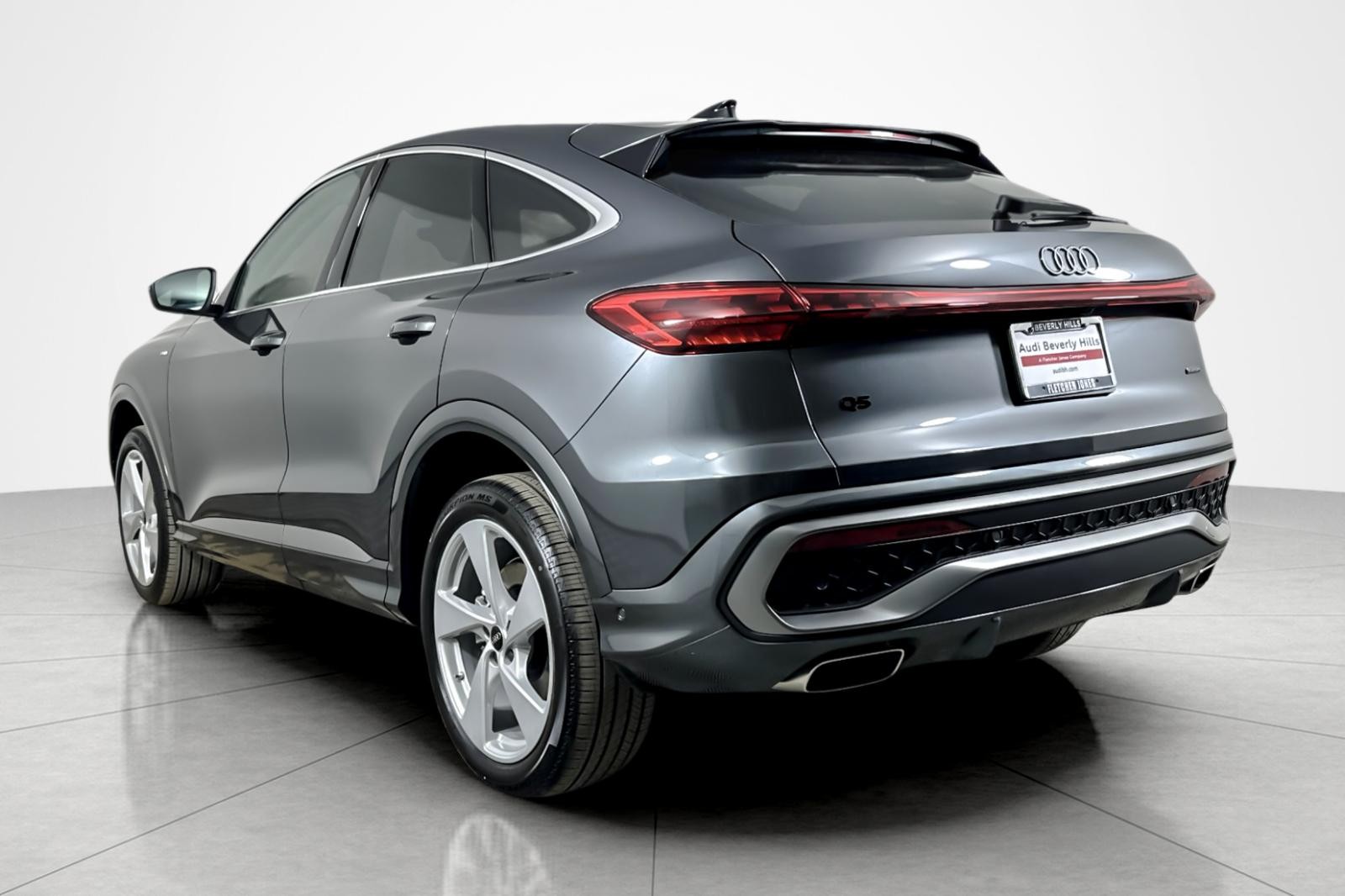 New 2026 Daytona Gray Pearl Effect Audi Premium Plus 2.0 TFSI quattro image 4