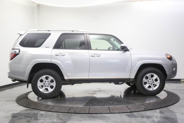 2015 Toyota 4Runner SR5 21