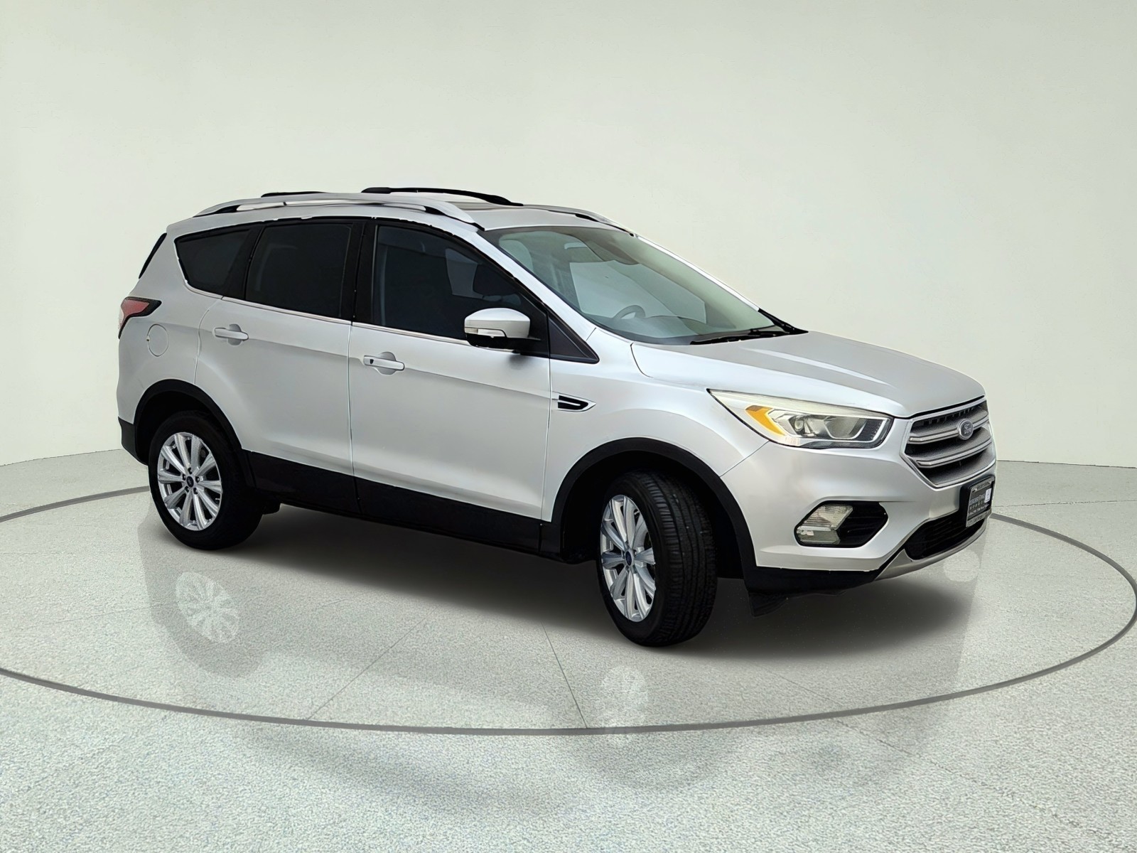 Used 2017 INGOT SILVER Ford Titanium image 5