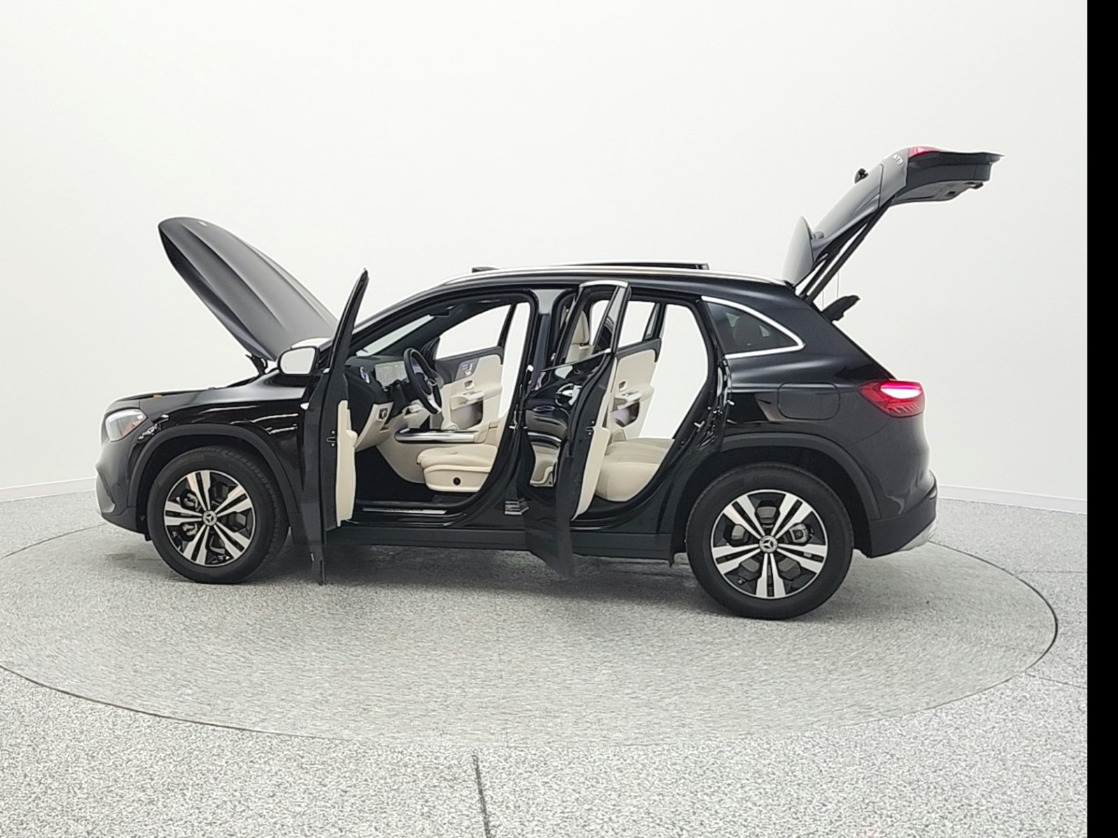 Certified Used 2025 Night Black Mercedes-Benz GLA 250 SUV image 26