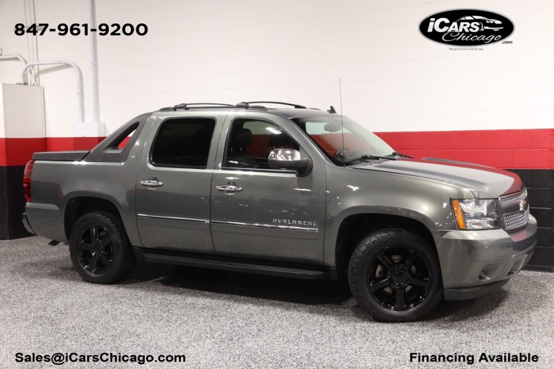  2011 Chevrolet Avalanche LTZ 4WD   