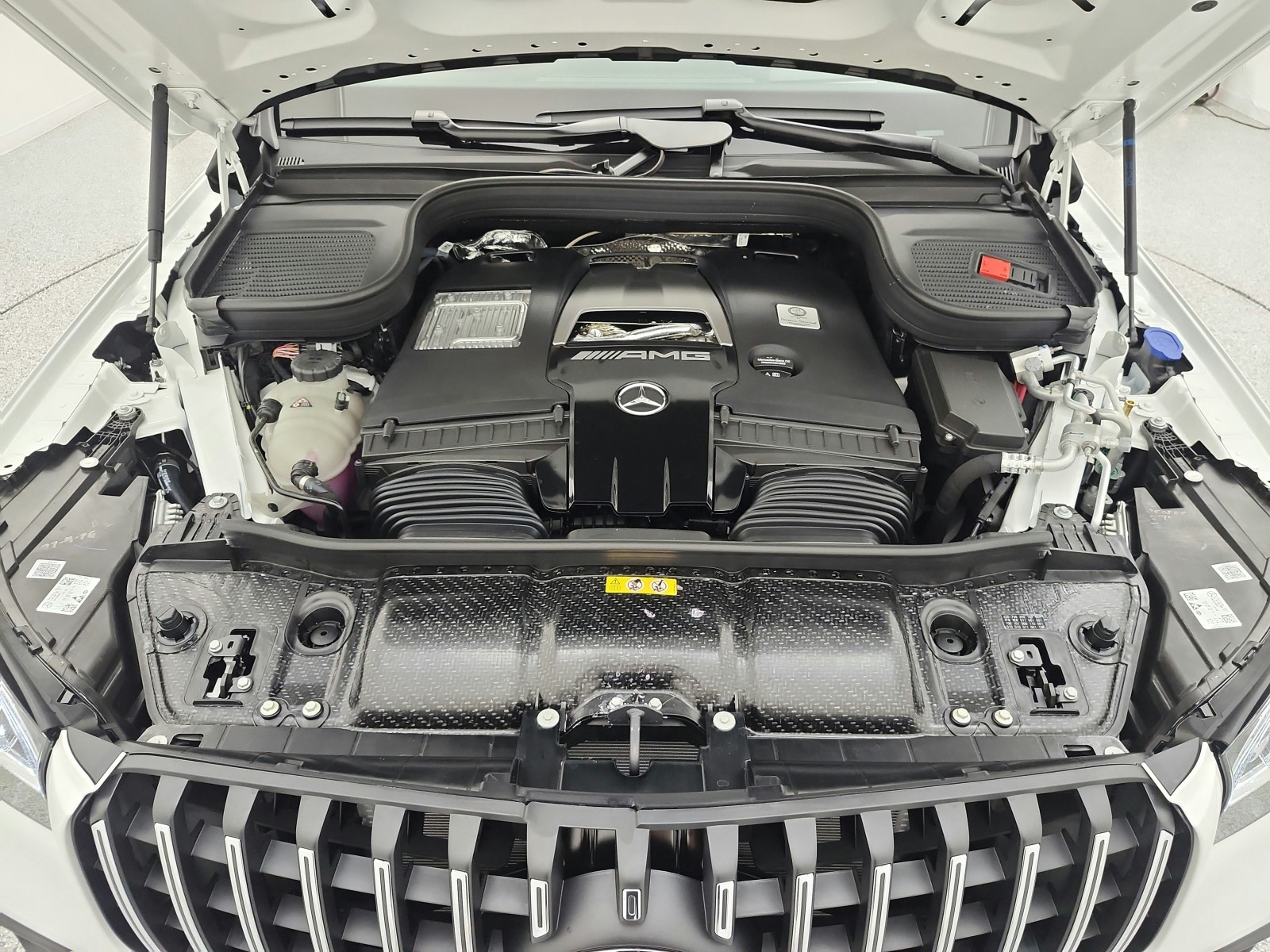 New 2026 Polar White Mercedes-Benz AMG® GLS 63 4MATIC+ SUV image 12