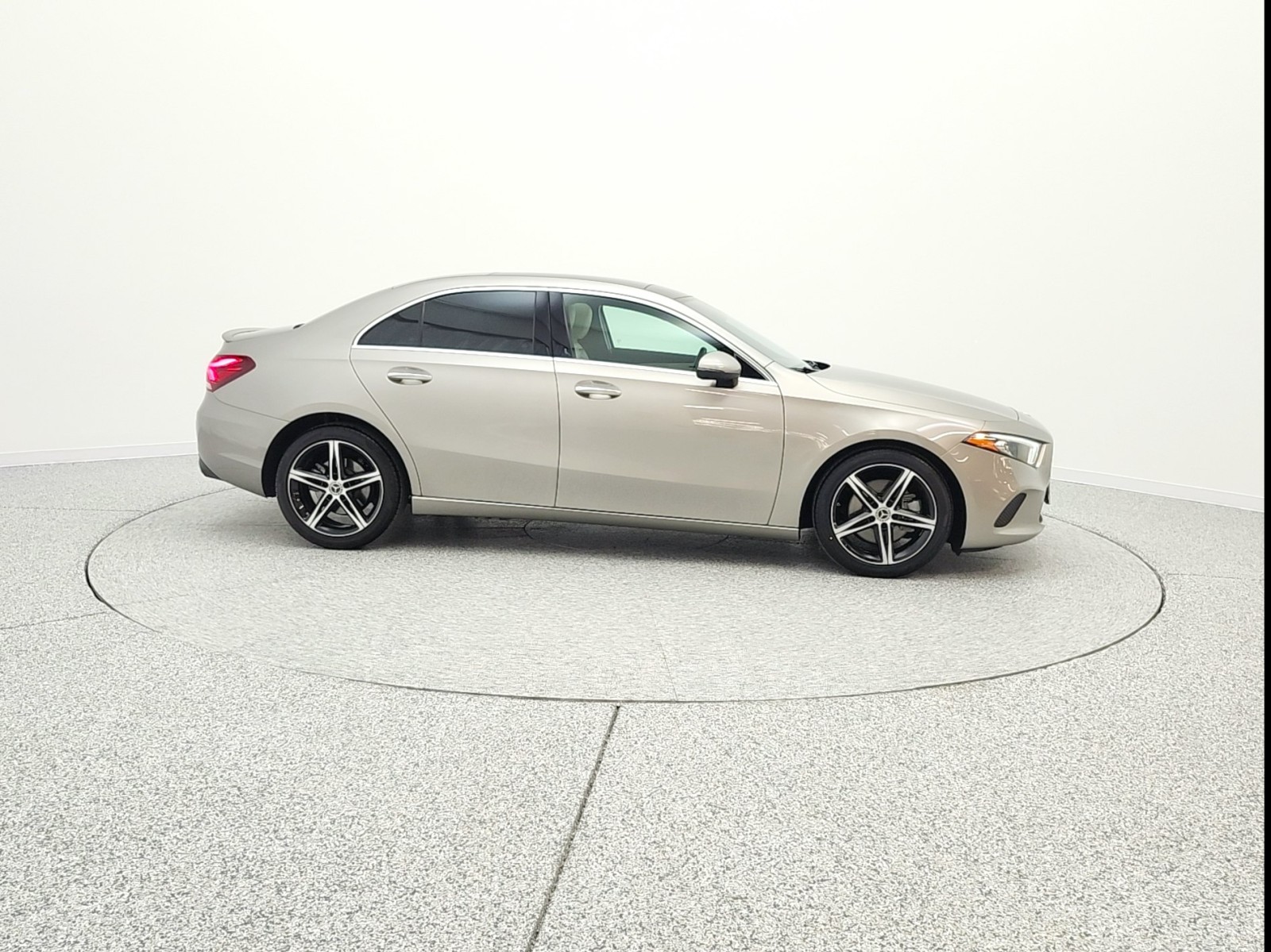 Used 2020 Mojave Silver Metallic Mercedes-Benz A 220 Sedan image 4