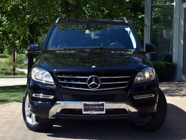 2015 Mercedes-Benz M-Class Navi Premium 1 Pkg. Moonroof Lane Tracking Wood/Leather Streeing Wheel Backup Camera MSRP $57,890 7