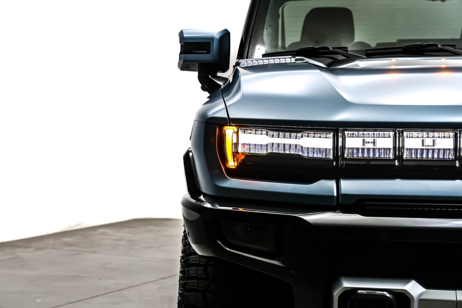 Used 2024 Neptune Blue Matte GMC e4WD Crew Cab 3X image 14