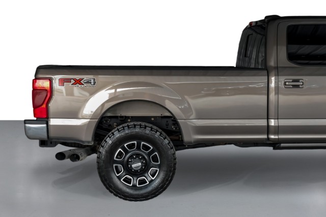 2021 Ford F-350 SRW Lariat 6